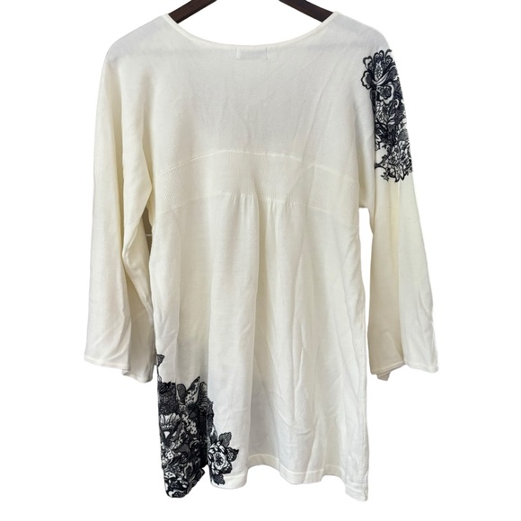 Unity World Wear Lace Floral Print W/ Rhinestone Detail Babydoll Sweater Blouse - Picture 3 of 14